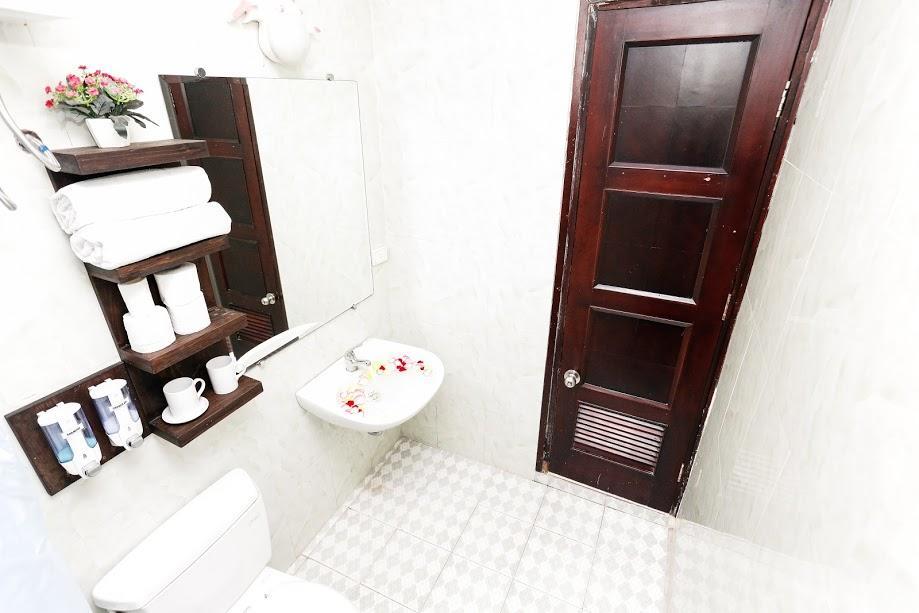 Hanoi Traveller Hostel Экстерьер фото